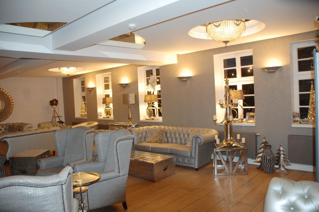Hotel Alte Schule 바트베르레부르크 외부 사진